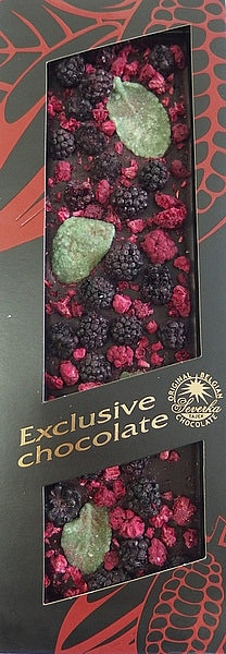 North star Dark chocolate with blackberries, raspberries and mint 120g